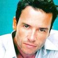 ��� �����, Guy Pearce