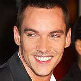 ������ - �������� ��� ������, Jonathan Rhys Meyers