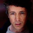 ����� �����, Aidan Gillen