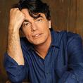 ����� �������, Peter Gallagher