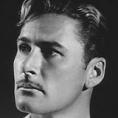 ���� ����, Errol Flynn