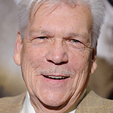 ������ - ��� ������, Tom Atkins