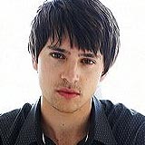 ������ - ������� �'������, Nicholas D'Agosto