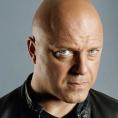 ������ ������, Michael Chiklis