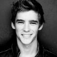 ������� ������, Brenton Thwaites