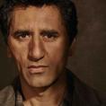 ���� ������, Cliff Curtis