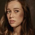 ����� ������-����, Alycia Debnam-Carey