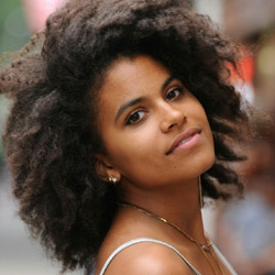 ������ - ���� �����, Zazie Beetz