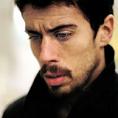 ���� ����� - Toby Kebbell