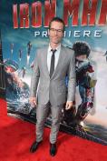 Кадри от червения килим в Лос Анджелис Галерия Железният човек 3 - Промо
