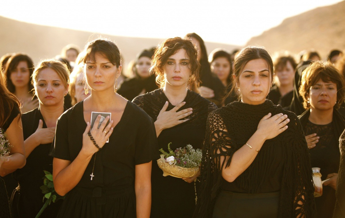 ������ "Where Do We Go Now" �������� �� ������� �� ���� ���� � ����������� �� ����� ����� ������ ��������� �� ��������� �� �������� �������� � ������� � ������.