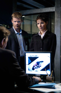 ������� �������� � ������� �� CBS Drama ���� �������� 2012 4400-��