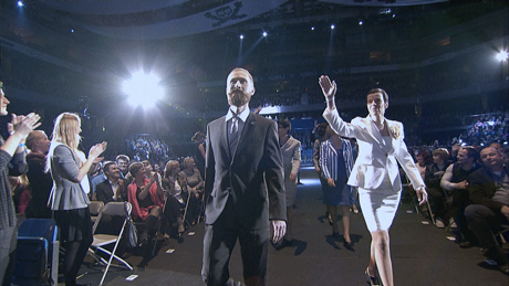  ������ � ���� / Ash and Money. �������������� ������ �� ���� ����� � ��-���� ������ 