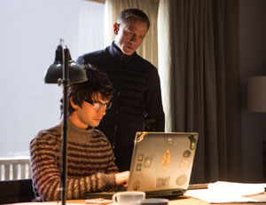 �������