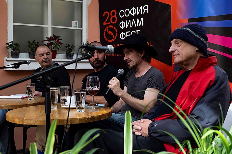 ������ ����� � ���� ����� � �������� �� ����� � ��������� �� ������ ��� �� ����� ������������� ���������� �����������