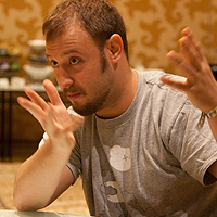 �������� - ���� ��������, Evan Goldberg