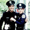 Шарън Стоун и Ким Катрал в нова Полицейска академия?