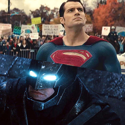 Нов епичен трейлър на „Батман срещу Супермен”